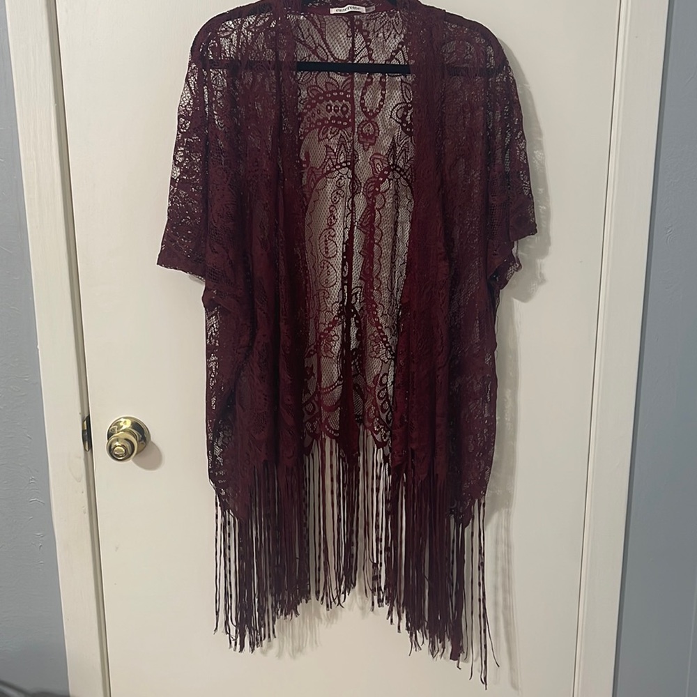 Burgundy lace trim cardigan with fringe